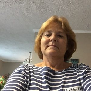 Meet your Posher, Vicki